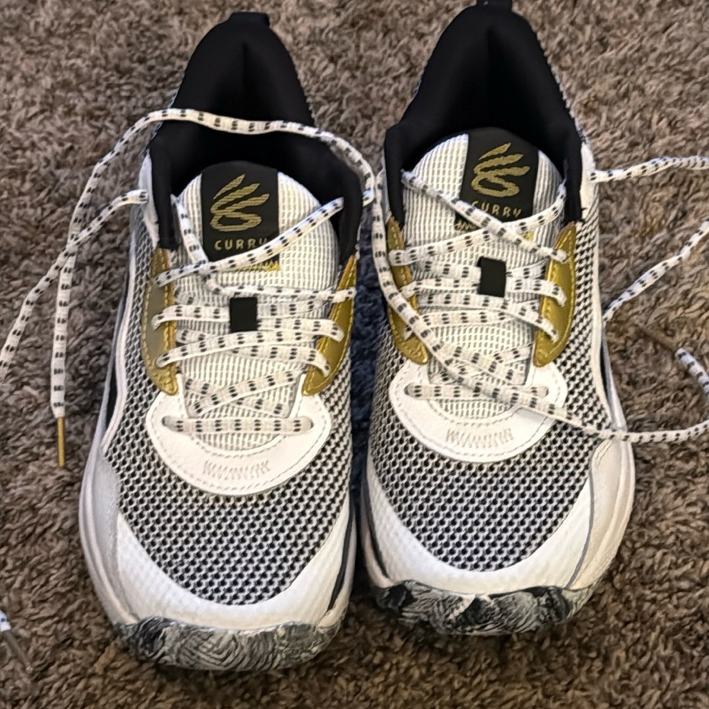 Under Armour Steph Curry basketball shoes